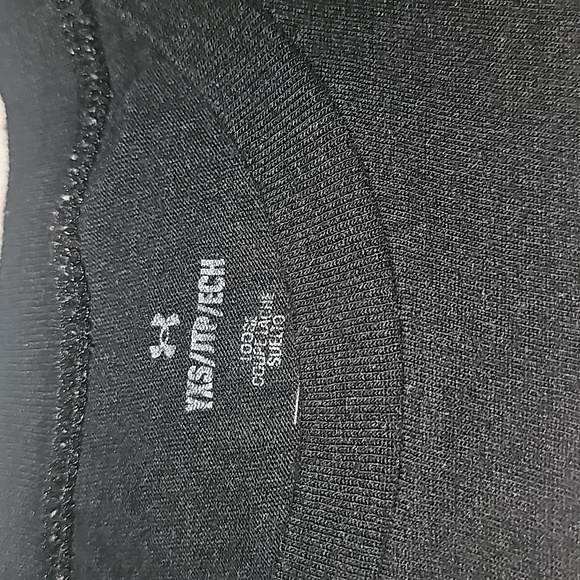 Under Armour short sleeve tee - Picture 3 of 5